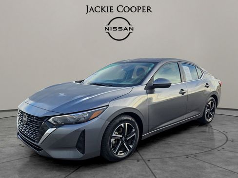 Certified 2024 Nissan Sentra SV image 1