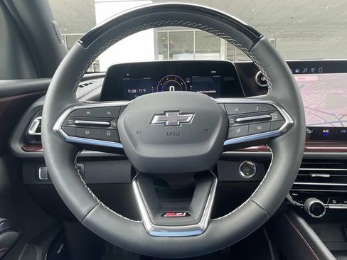 New 2026 Chevrolet Traverse Z71 w/ Enhanced Driving Package AWD/4WD image 25