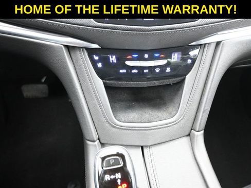 Used 2018 Cadillac XT5 Premium Luxury FWD image 34