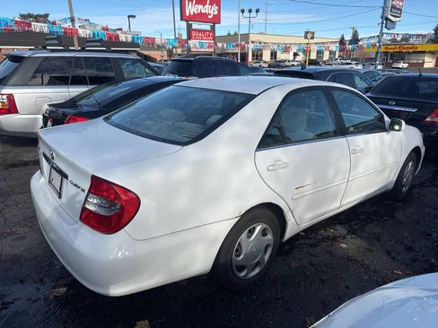 Used 2003 Toyota Camry LE image 4