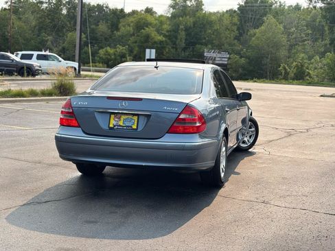 Used 2006 Mercedes-Benz E 350 4MATIC Sedan image 8