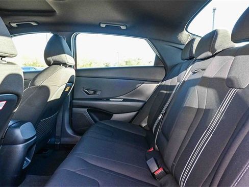 New 2026 Hyundai Elantra SEL Sport image 19