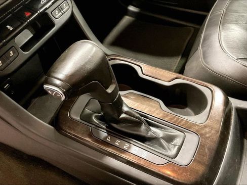 Used 2016 GMC Canyon SLT image 15