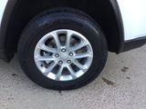 Used 2022 Jeep Grand Cherokee Laredo E w/ Security & Convenience Group image 5