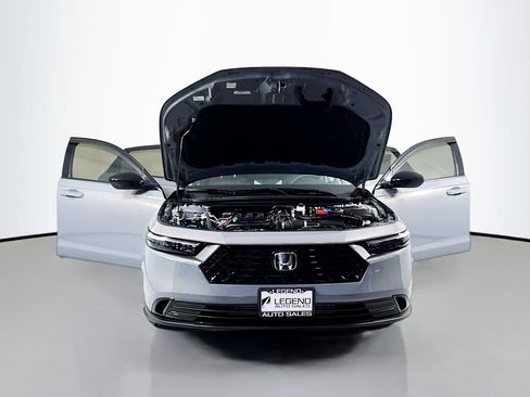 Used 2025 Honda Accord SE image 21