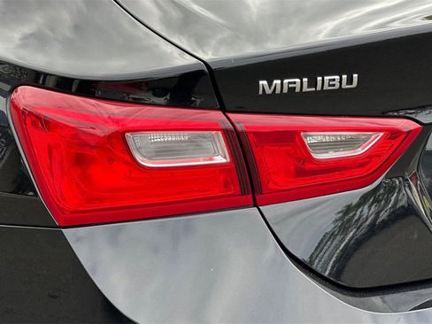 Used 2020 Chevrolet Malibu LS w/ LPO, Convenience Package 2 image 22