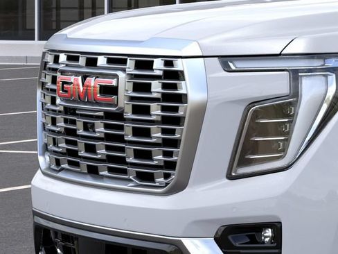 New 2026 GMC Yukon Denali w/ Sun & Power Step Package AWD/4WD image 13