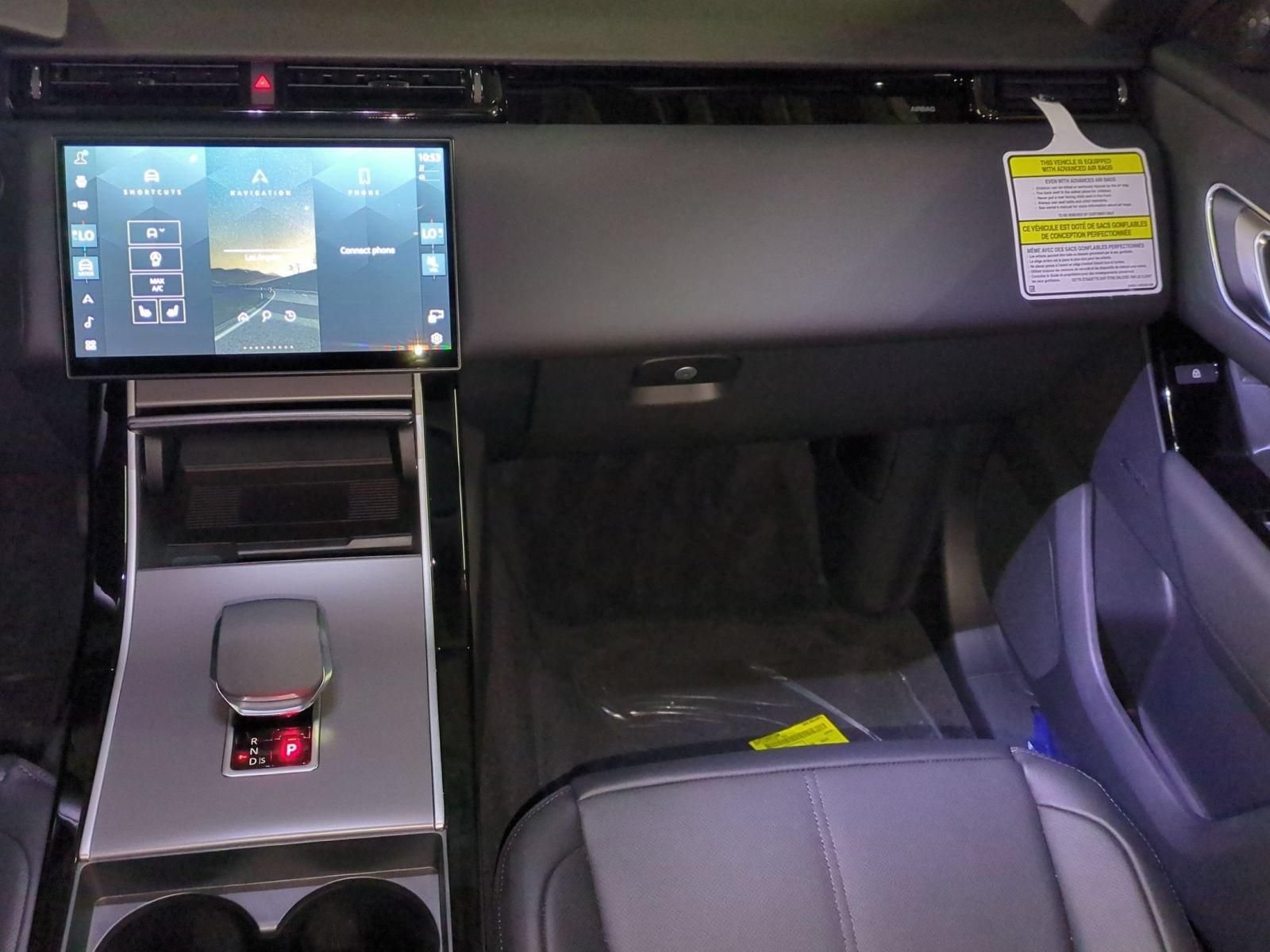 New 2026 Land Rover Range Rover Velar S AWD/4WD image 28
