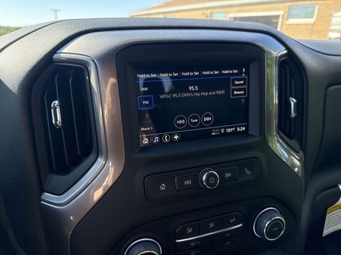 New 2026 Chevrolet Silverado 3500 W/T AWD/4WD image 14
