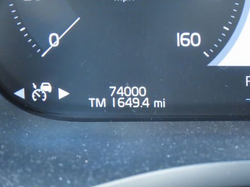 Used 2018 Volvo XC60 T6 Inscription w/ Luxury Seat Package AWD/4WD image 20