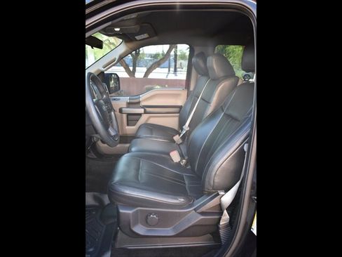 Used 2018 Ford F150 XLT AWD/4WD image 16