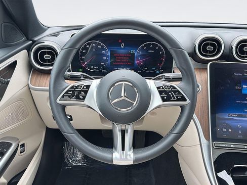 Used 2024 Mercedes-Benz C 300 Sedan image 8