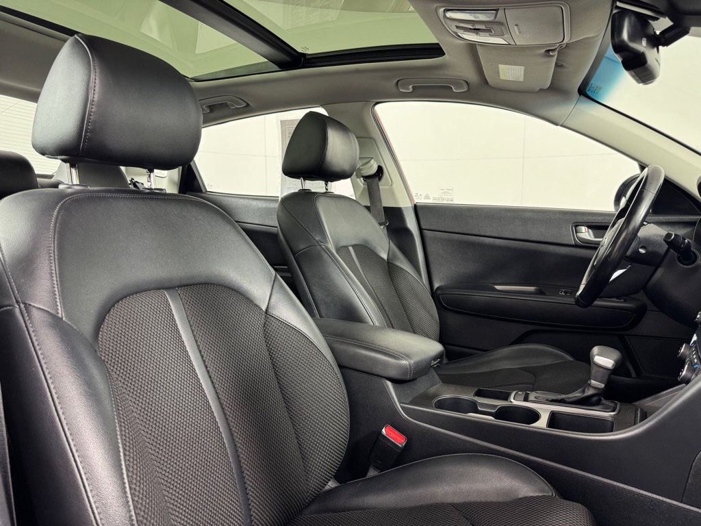 Used 2019 Kia Optima S w/ S Panoramic Sunroof Package FWD image 25