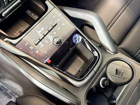 New 2026 Porsche Cayenne GTS AWD/4WD image 19