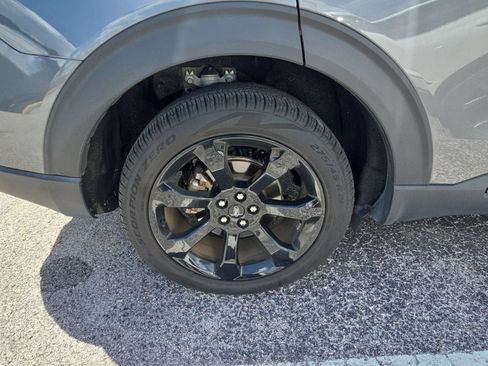 Used 2024 Ford Explorer ST-Line w/ Class IV Trailer Tow Package AWD/4WD image 6