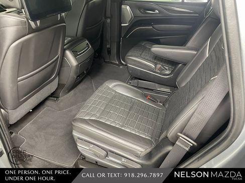 Used 2021 Cadillac Escalade Sport Platinum image 37