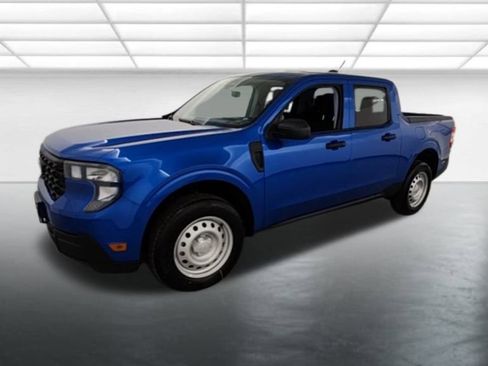 New 2026 Ford Maverick XL image 3