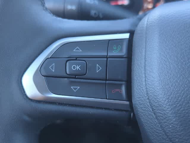 Certified 2025 Jeep Compass Limited AWD/4WD image 23