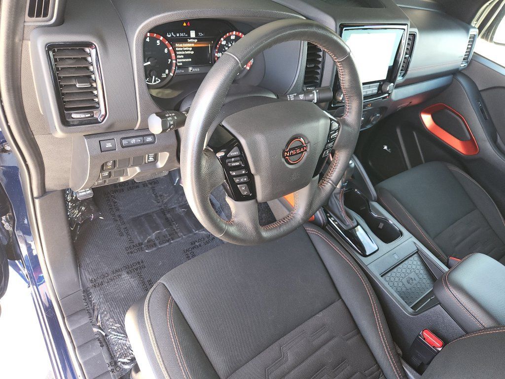 Used 2023 Nissan Frontier Pro-X w/ Pro Convenience Package RWD image 12