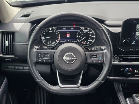 Certified 2022 Nissan Pathfinder SL AWD/4WD image 16