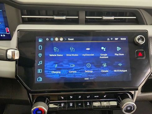 New 2027 Chevrolet Bolt LT w/ Comfort Package image 24