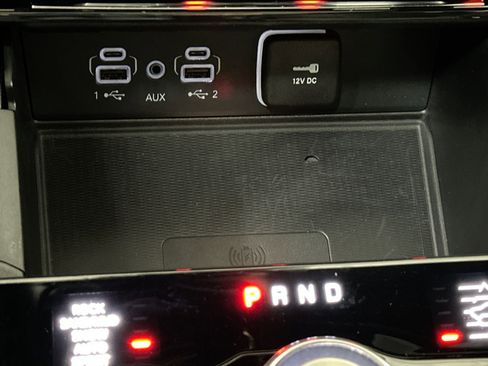 Used 2023 Jeep Grand Cherokee Overland w/ Luxury Tech Group IV image 29