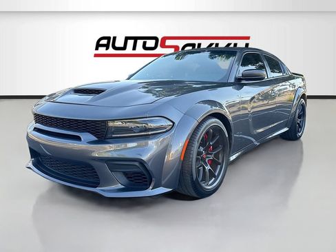 Used 2022 Dodge Charger Scat Pack RWD image 3