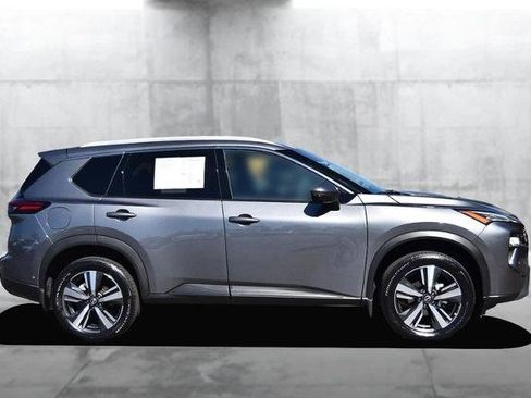 Certified 2024 Nissan Rogue SL image 5