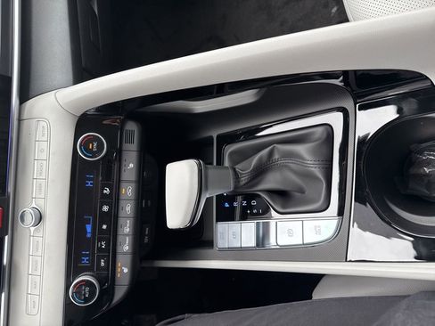 New 2026 Hyundai Elantra Limited w/ Cargo Package image 31