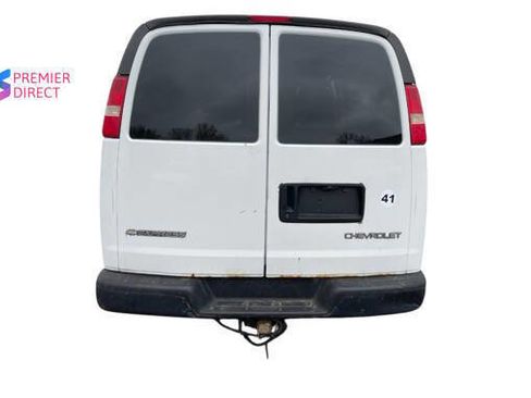Used 2004 Chevrolet Express 2500 image 4