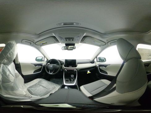 New 2025 Toyota RAV4 XLE Premium image 33