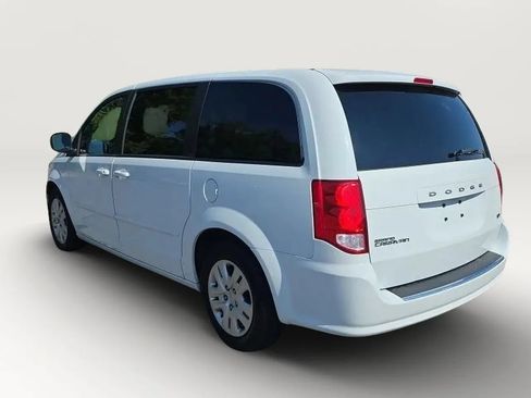 Used 2016 Dodge Grand Caravan SE w/ Quick Order Package 29E SE FWD image 6