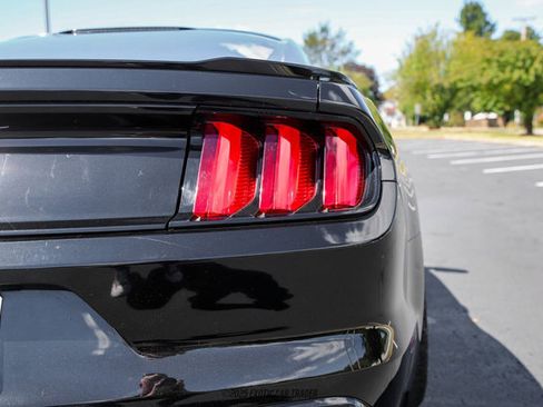 Used 2017 Ford Mustang GT image 73