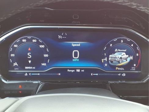 Used 2024 Chevrolet Silverado 2500 LTZ w/ LTZ Convenience Package image 13