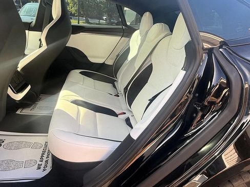 Used 2026 Tesla Model S Plaid AWD/4WD image 3