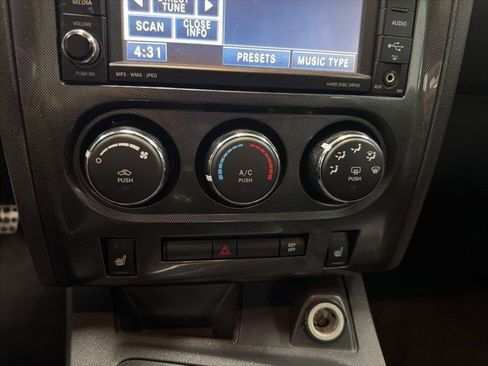 Used 2010 Dodge Challenger R/T RWD image 18