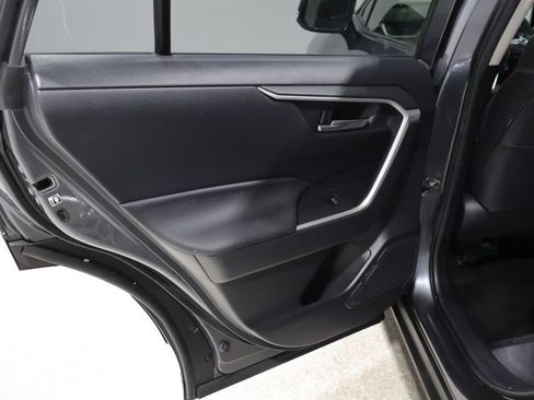 Used 2019 Toyota RAV4 XLE Premium w/ Advanced Technology Package AWD/4WD image 17