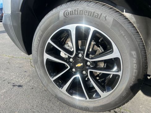 Used 2025 Chevrolet TrailBlazer LT image 30