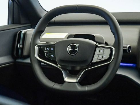 New 2026 Volvo EX30 Plus AWD/4WD image 13