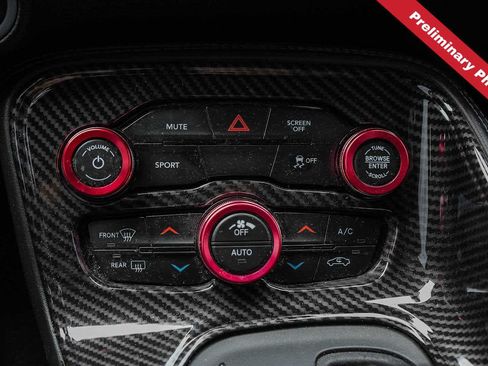 Used 2020 Dodge Challenger SXT RWD image 20
