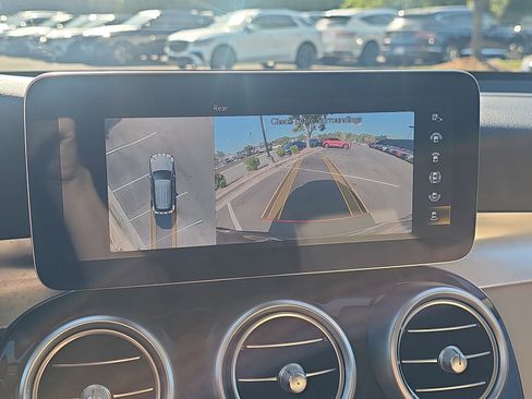 Used 2022 Mercedes-Benz GLC 300 image 28