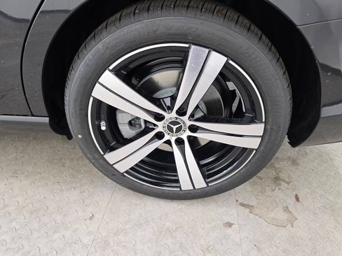 New 2026 Mercedes-Benz C 300 Sedan image 12