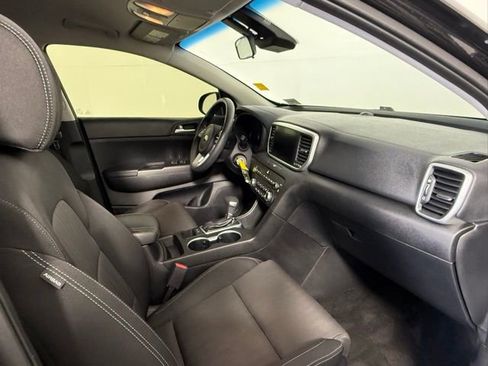 Used 2022 Kia Sportage LX image 47