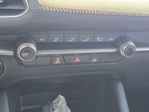 New 2026 MAZDA MAZDA3 s FWD image 22