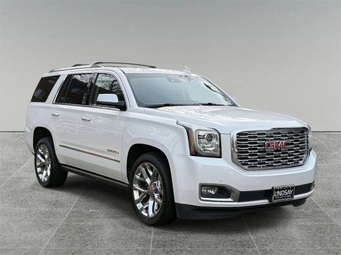 Used 2019 GMC Yukon Denali w/ Open Road Package image 9