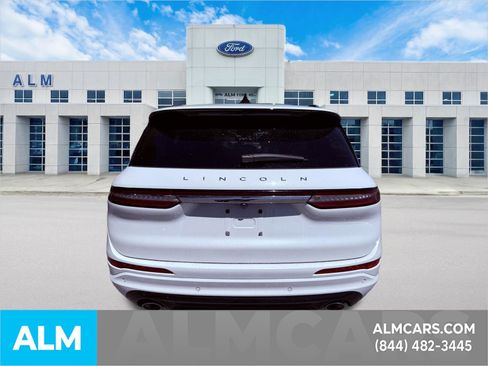 Used 2023 Lincoln Corsair Grand Touring w/ Equipment Group 302A AWD/4WD image 8