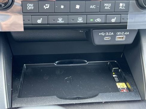 New 2026 Subaru Outback Limited AWD/4WD image 16