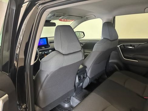 Used 2023 Toyota RAV4 AWD Hybrid image 15