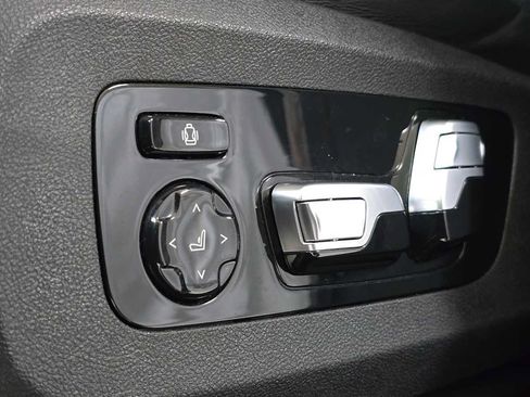 Used 2020 BMW X5 M w/ Executive Package AWD/4WD image 26