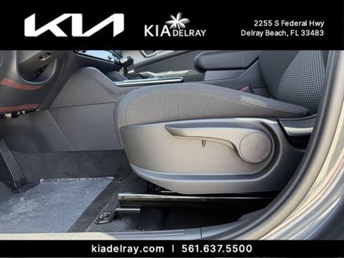 New 2026 Kia Sportage LX FWD image 16